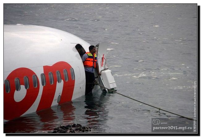 Авиакатастрофа возле берегов острова Бали